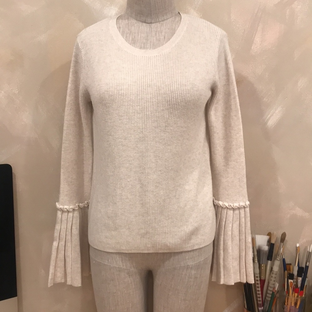 Olive Warren bell sleeve sweater blouse